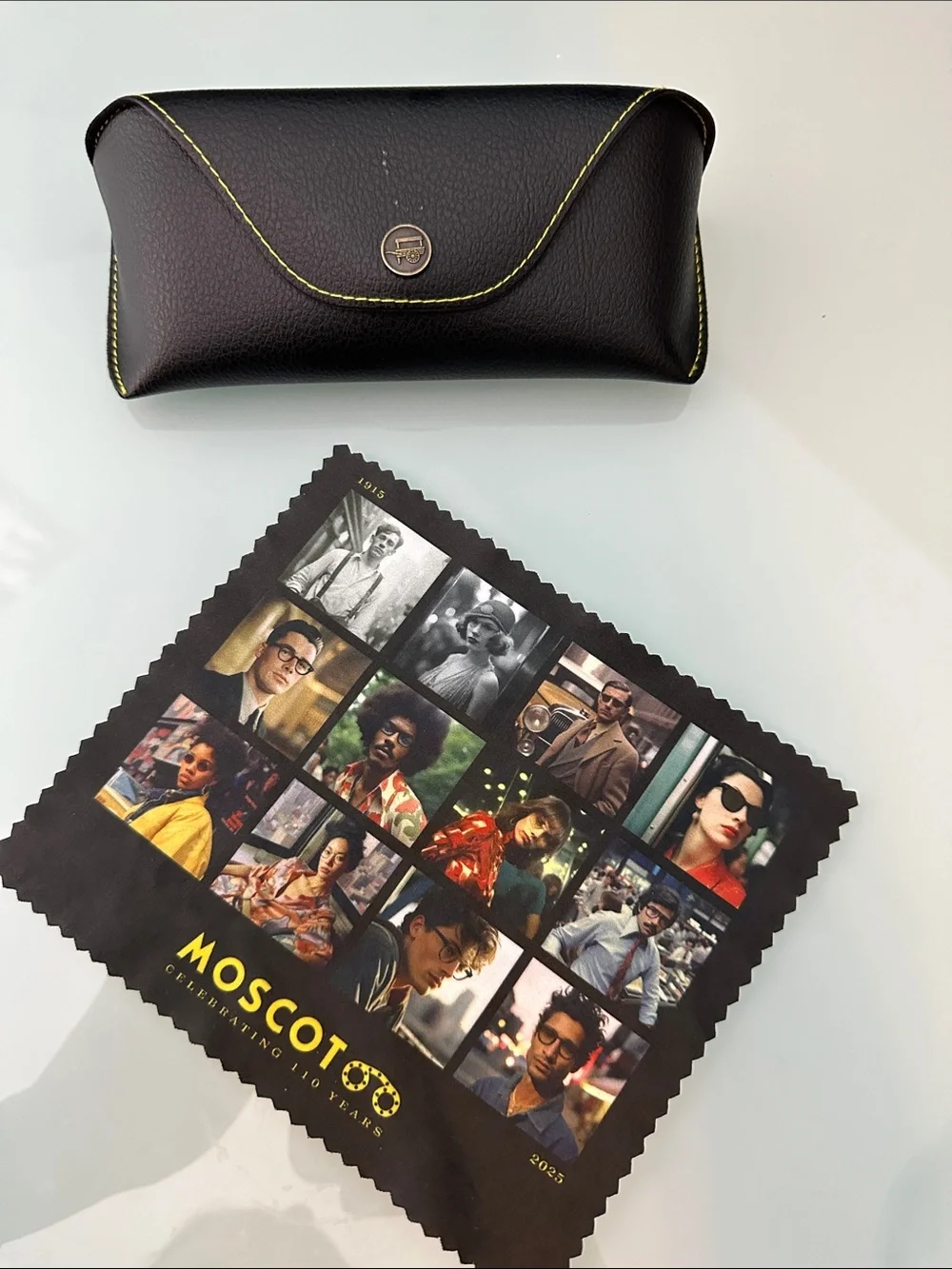 Moscot Case & Dust Cloth